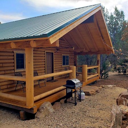 Abajo Haven Guest Cabins Hotel Бландинг Екстериор снимка